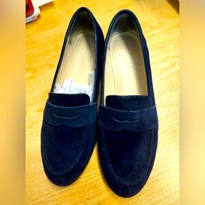 Nine West Navy Suede Loafers. Size 7